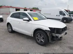 WA1ANAFY2J2205618 2018 AUDI Q5