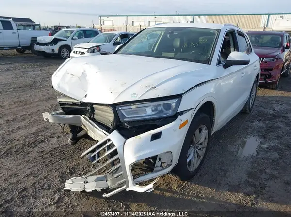 WA1ANAFY2J2212150 2018 AUDI Q5 - Image 2