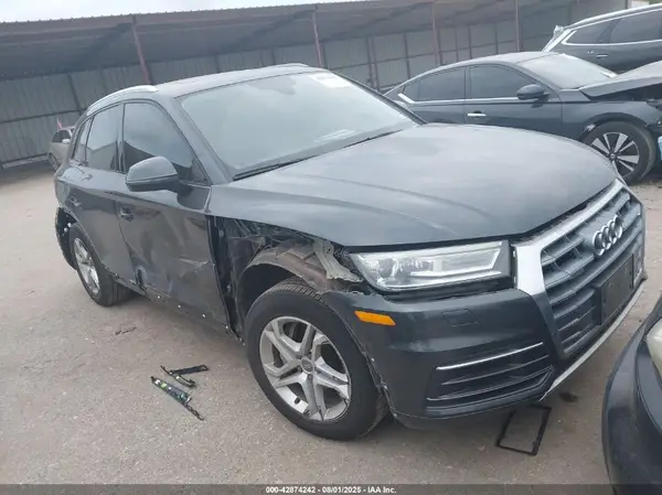 WA1ANAFY2J2215100 2018 AUDI Q5 - Image 1