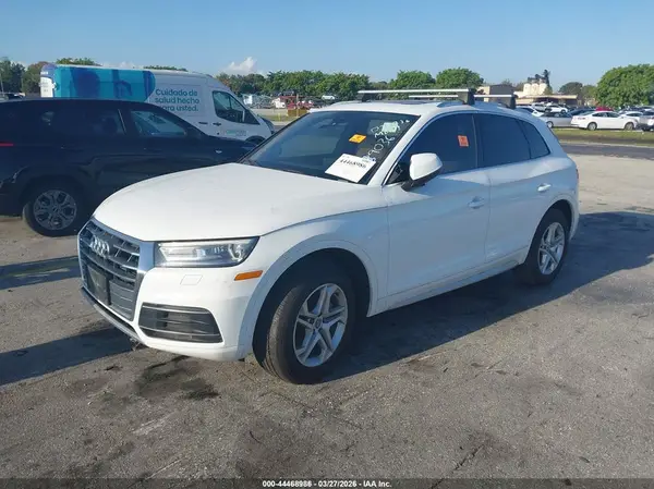 WA1ANAFY2K2039036 2019 AUDI Q5 - Image 2