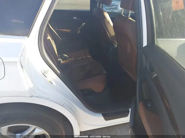 WA1ANAFY2K2039036 2019 AUDI Q5 - Image 8