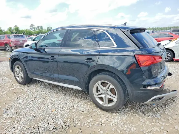 WA1ANAFY2K2045760 2019 AUDI Q5 - Image 2