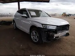 WA1ANAFY2K2082324 2019 AUDI Q5