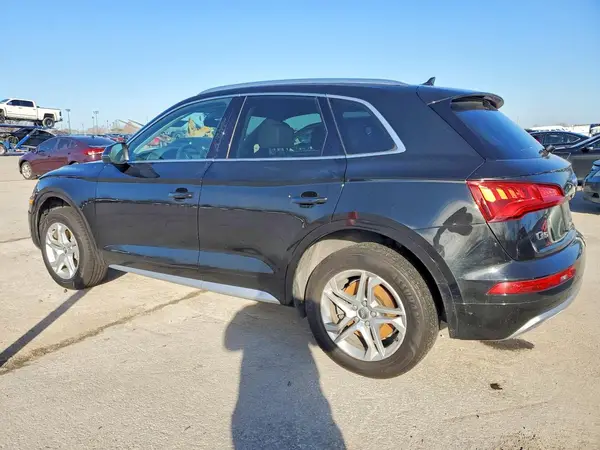 WA1ANAFY2K2095929 2019 AUDI Q5 - Image 2