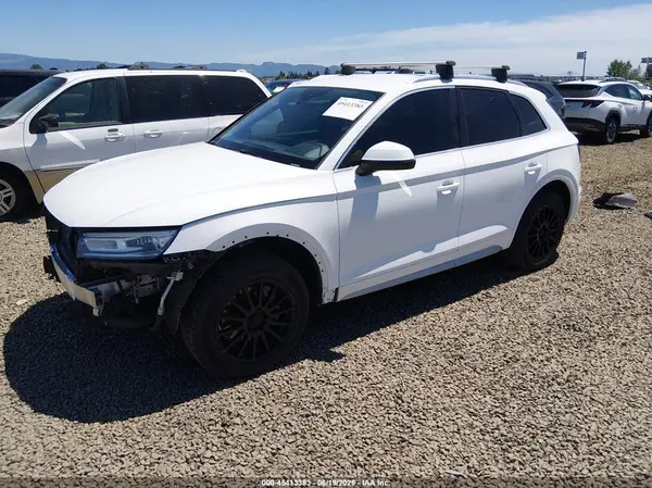 WA1ANAFY2K2109148 2019 AUDI Q5 - Image 2