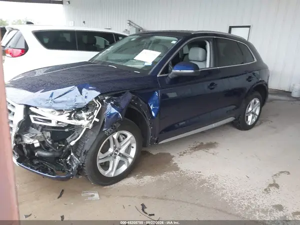 WA1ANAFY2K2136009 2019 AUDI Q5 - Image 2