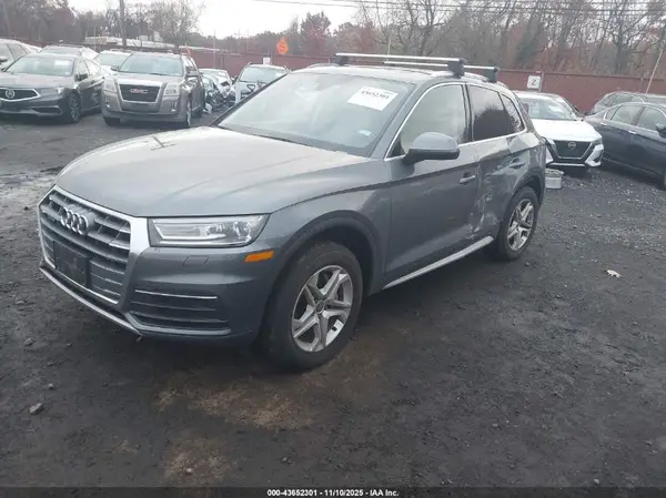 WA1ANAFY2K2142408 2019 AUDI Q5 - Image 2