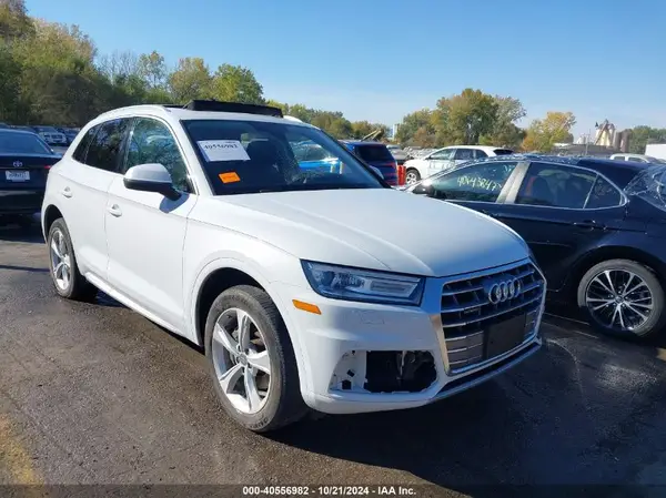WA1ANAFY2L2013120 2020 AUDI Q5 - Image 1