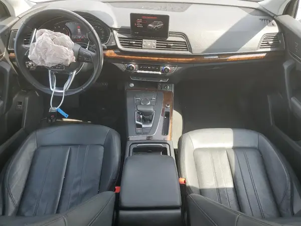 WA1ANAFY2L2046053 2020 AUDI Q5 - Image 8