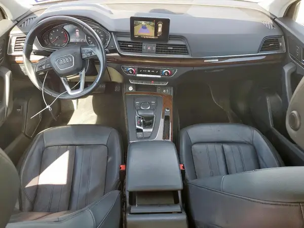 WA1ANAFY2L2057070 2020 AUDI Q5 - Image 8