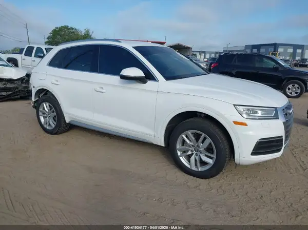 WA1ANAFY2L2066089 2020 AUDI Q5 - Image 1
