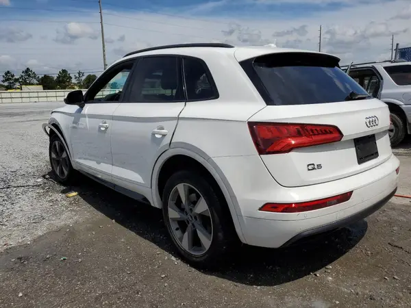 WA1ANAFY2L2080333 2020 AUDI Q5 - Image 2