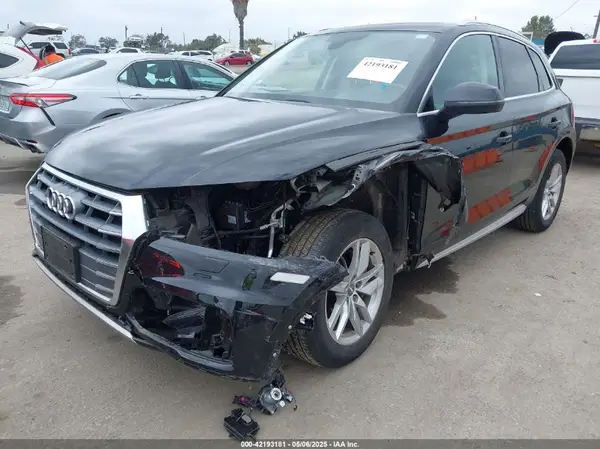 WA1ANAFY2L2086536 2020 AUDI Q5 - Image 2