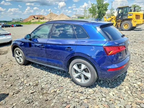 WA1ANAFY2L2114013 2020 AUDI Q5 - Image 2