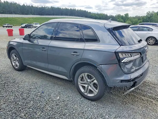 WA1ANAFY3J2021577 2018 AUDI Q5 - Image 2