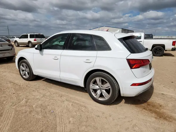 WA1ANAFY3J2025550 2018 AUDI Q5 - Image 2