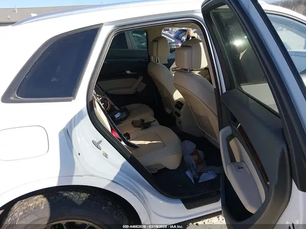WA1ANAFY3J2029548 2018 AUDI Q5 - Image 8