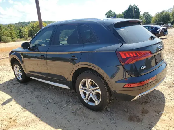 WA1ANAFY3J2075817 2018 AUDI Q5 - Image 2