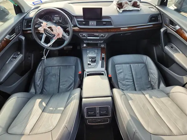 WA1ANAFY3J2101820 2018 AUDI Q5 - Image 8