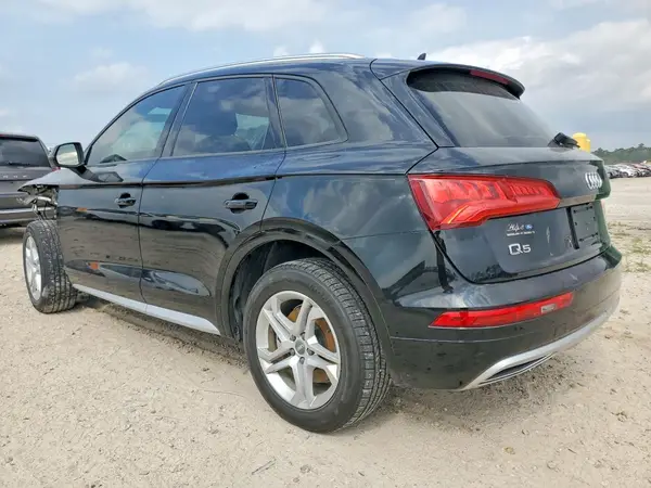 WA1ANAFY3J2161046 2018 AUDI Q5 - Image 2