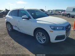 WA1ANAFY3J2163220 2018 AUDI Q5