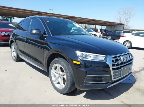 WA1ANAFY3J2177733 2018 AUDI Q5 - Image 1