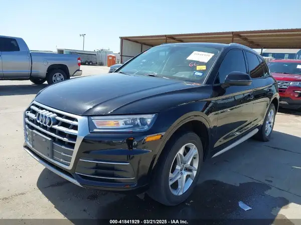 WA1ANAFY3J2177733 2018 AUDI Q5 - Image 2