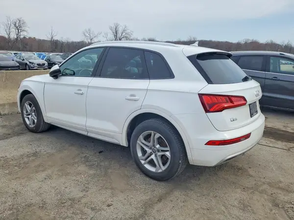 WA1ANAFY3J2201447 2018 AUDI Q5 - Image 2