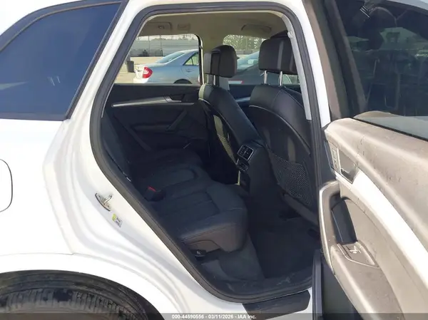 WA1ANAFY3J2203134 2018 AUDI Q5 - Image 8