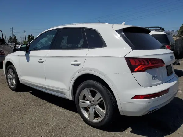 WA1ANAFY3J2214117 2018 AUDI Q5 - Image 2