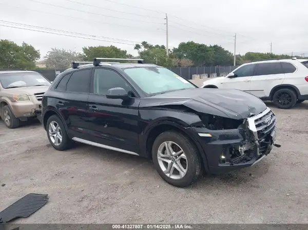WA1ANAFY3J2217843 2018 AUDI Q5 - Image 1