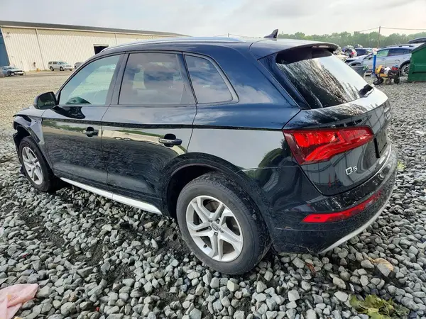 WA1ANAFY3J2225330 2018 AUDI Q5 - Image 2