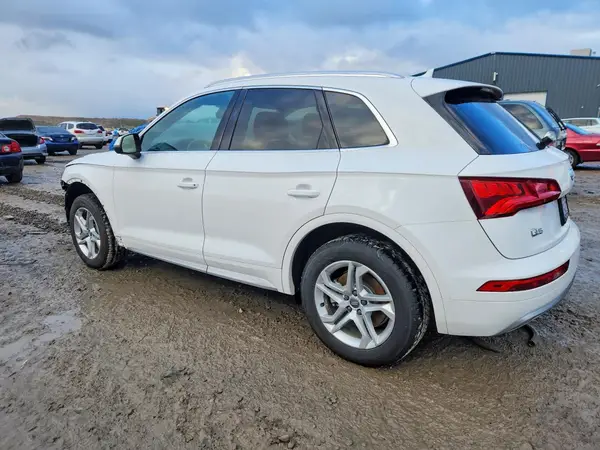 WA1ANAFY3K2037280 2019 AUDI Q5 - Image 2