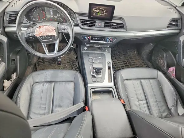 WA1ANAFY3K2054516 2019 AUDI Q5 - Image 8