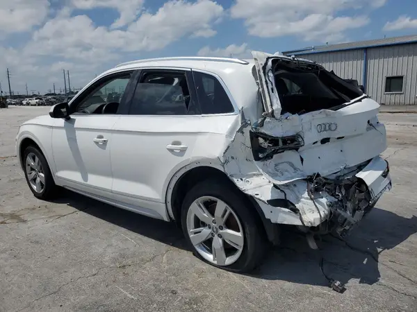 WA1ANAFY3K2066634 2019 AUDI Q5 - Image 2