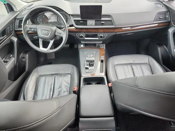 WA1ANAFY3K2067394 2019 AUDI Q5 - Image 8