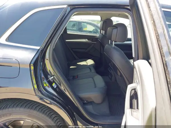WA1ANAFY3K2071459 2019 AUDI Q5 - Image 8