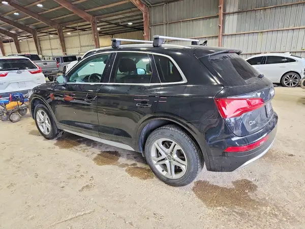 WA1ANAFY3K2106310 2019 AUDI Q5 - Image 2