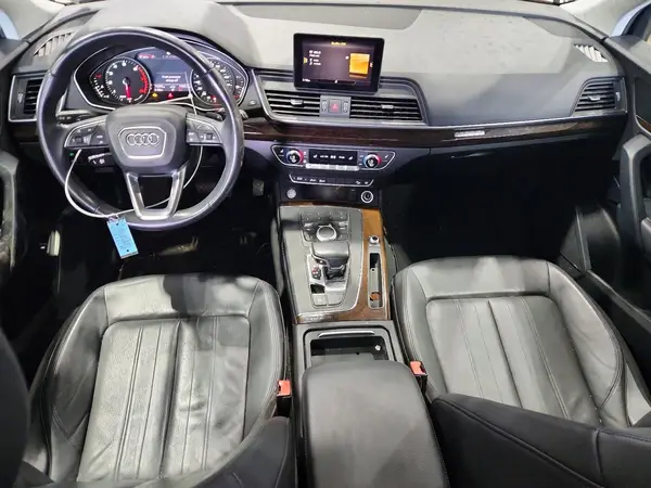 WA1ANAFY3K2106310 2019 AUDI Q5 - Image 8