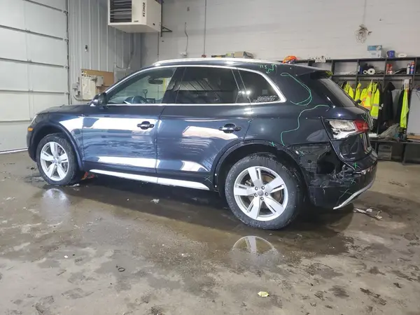 WA1ANAFY3K2115878 2019 AUDI Q5 - Image 2