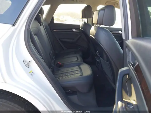 WA1ANAFY3K2127321 2019 AUDI Q5 - Image 8