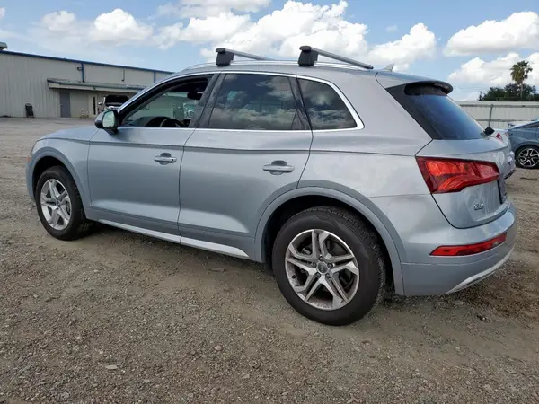 WA1ANAFY3K2140862 2019 AUDI Q5 - Image 2