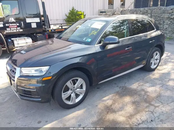 WA1ANAFY3K2141963 2019 AUDI Q5 - Image 2