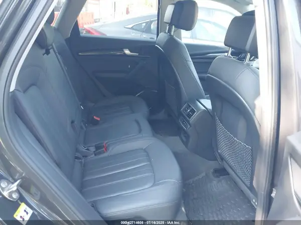 WA1ANAFY3K2141963 2019 AUDI Q5 - Image 8