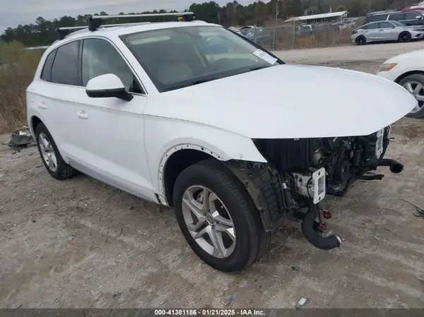 WA1ANAFY3K2142854 2019 AUDI Q5 - Image 1