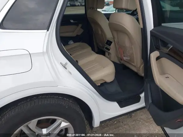 WA1ANAFY3K2142854 2019 AUDI Q5 - Image 8
