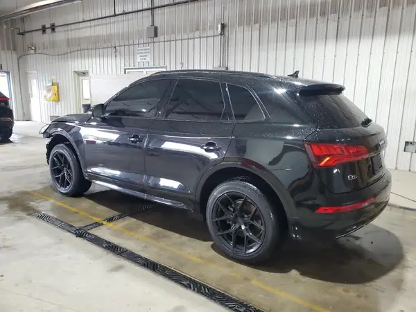 WA1ANAFY3L2068613 2020 AUDI Q5 - Image 2