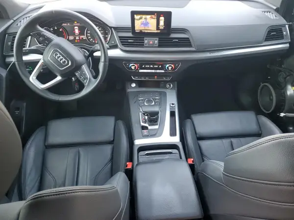 WA1ANAFY3L2110469 2020 AUDI Q5 - Image 8