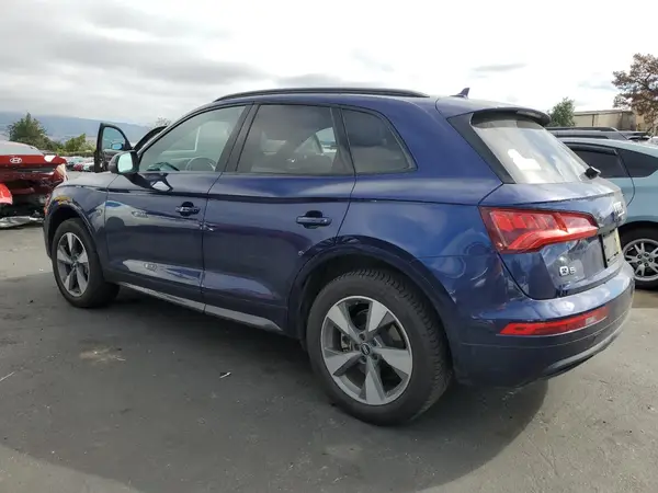 WA1ANAFY3L2111881 2020 AUDI Q5 - Image 2