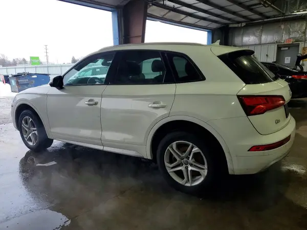 WA1ANAFY4J2007980 2018 AUDI Q5 - Image 2